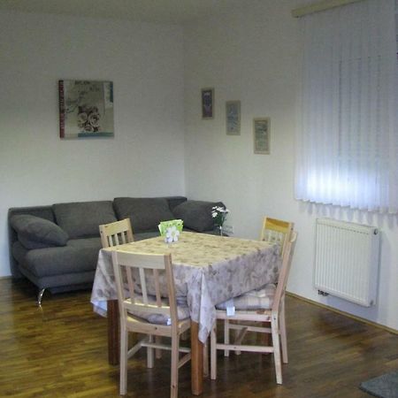 Apartamento Hisa Marjetica Máribor Exterior foto